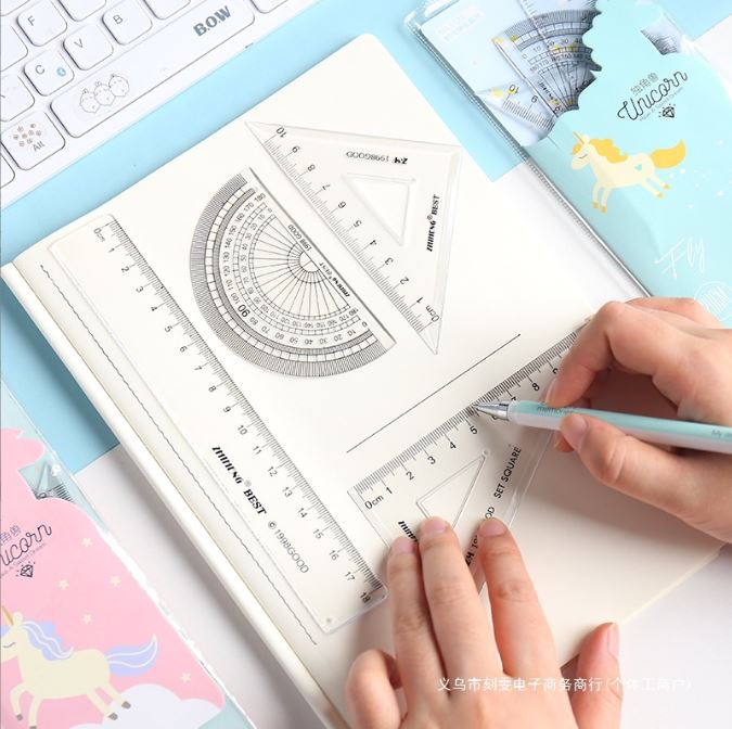 Bộ thước kẻ học sinh 4 trong 1 MK4 gồm thước kẻ 20cm, 2 cây thước eke và thước kẻ đo độ bằng nhựa cứng, trong suốt Bộ thước kẻ học sinh 4 trong 1 MK4 gồm thước kẻ 20cm, 2 cây thước eke và thước kẻ đo độ bằng nhựa cứng, trong suốt